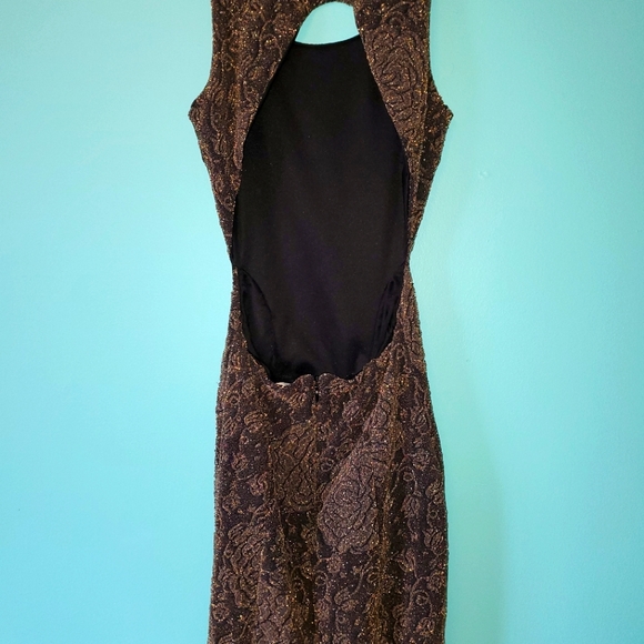 Above Knee Dress with Open Back - Picture 3 of 3